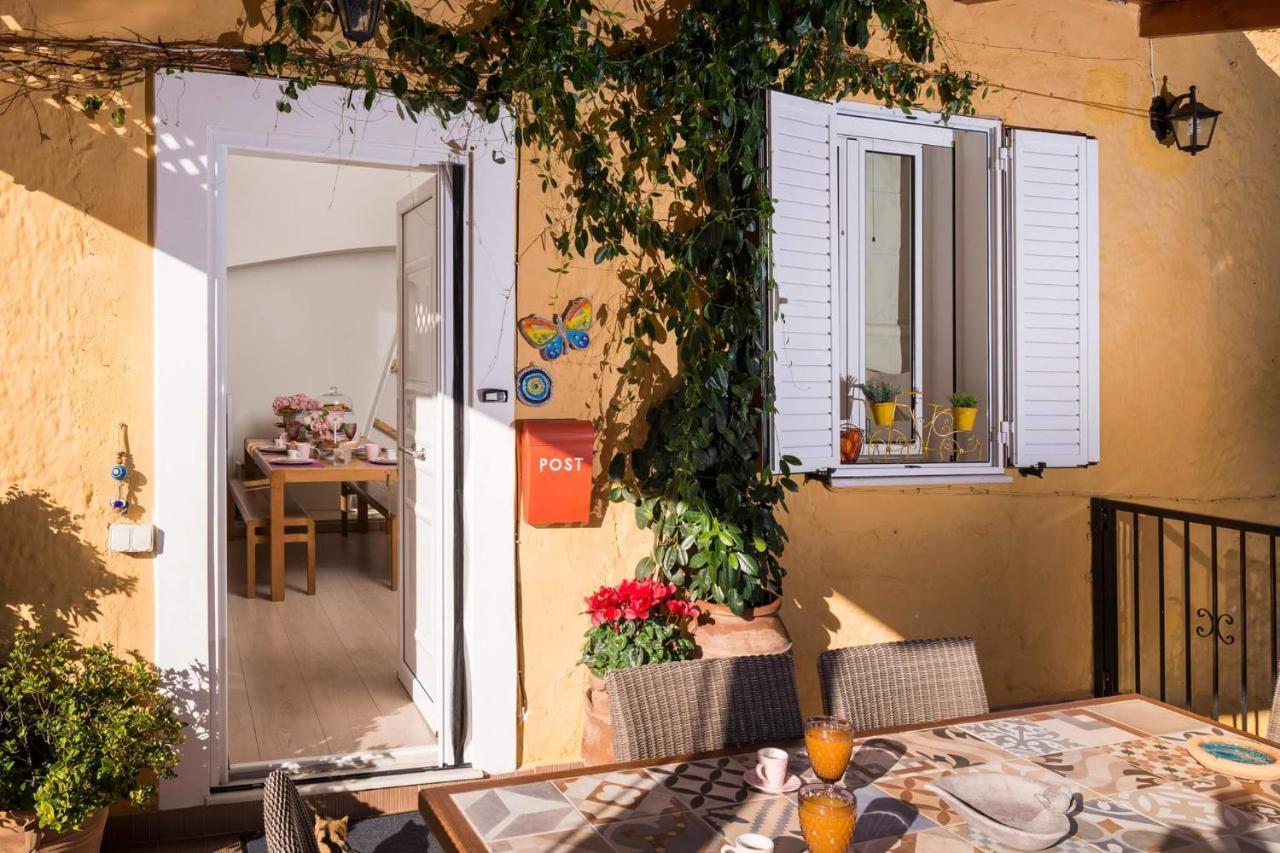 Casa Arokaria Apartment Petaliana Ngoại thất bức ảnh